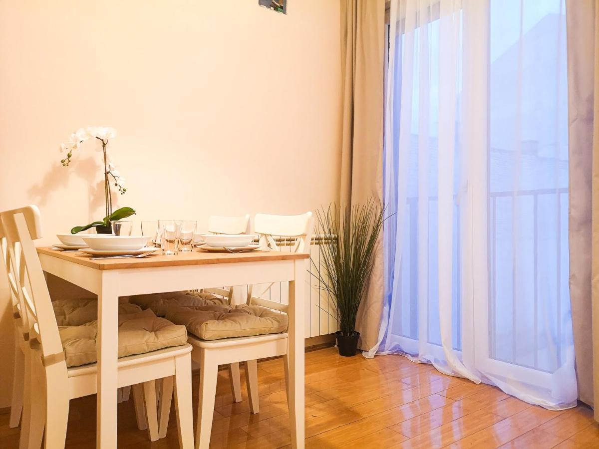 Filinhome Papa Suite 3 Novi Sad Eksteriør billede